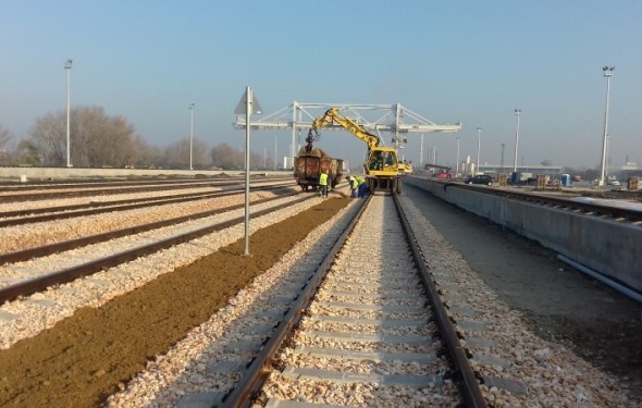 Csepeli Metrans Logisztikai bázisának vasúti vonalkiépítése
